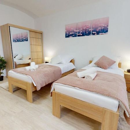 Villa City Park Košice Exteriör bild